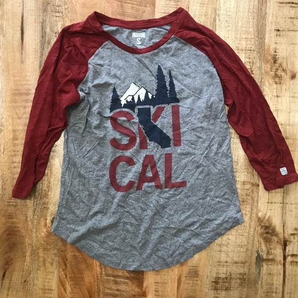 American Eagle Outfitters Tops - AE Tailgate Ski Cal Baseball Shirt